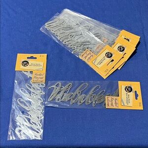 Holiday Time Silver Script Metal 'Welcome'  Thankful and Harvest Word Décor